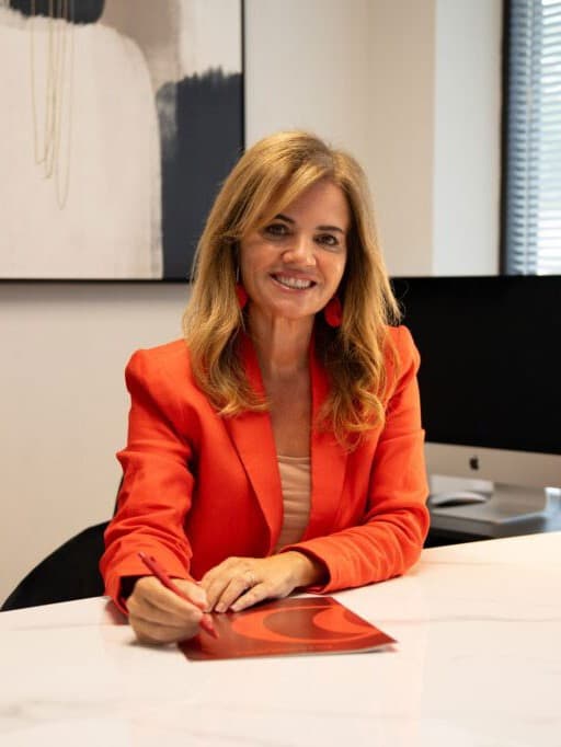 Ana Serrat, Founder & Agent