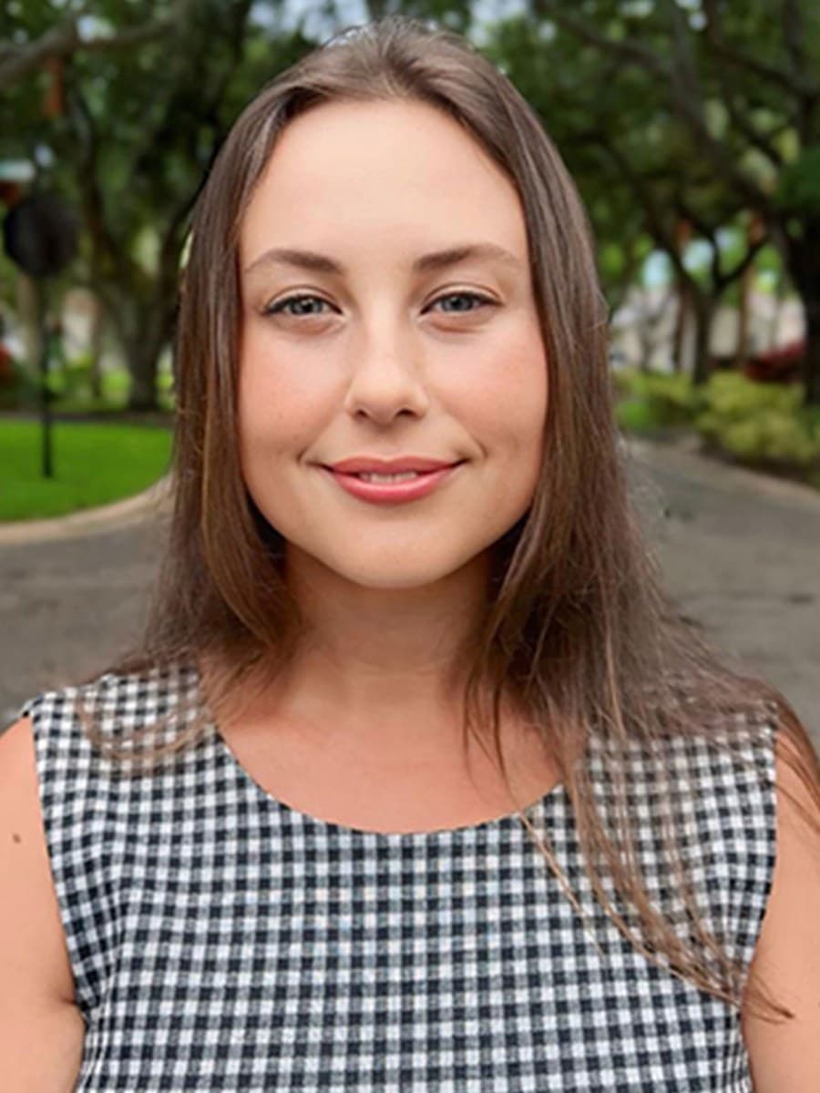 Ingrid Vidal, Agent